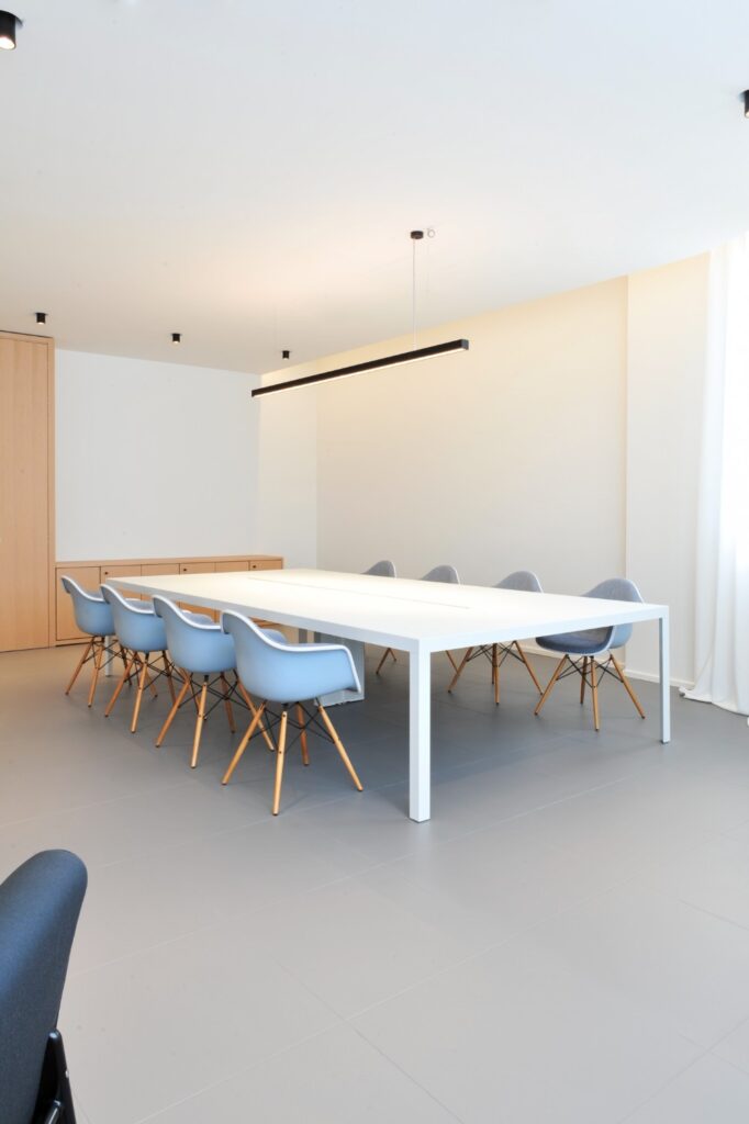 arredo sala riunioni