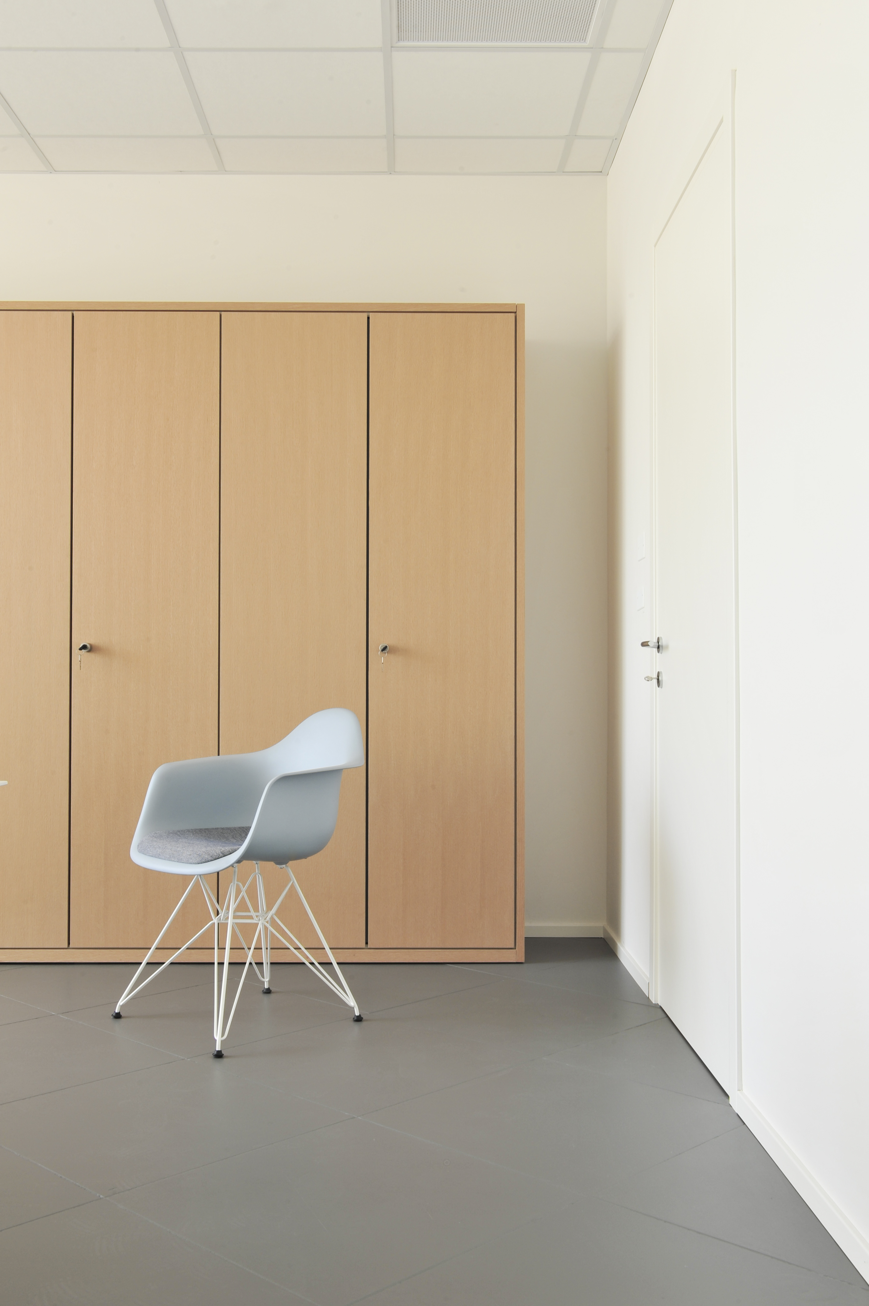 finiture in resina per ufficio